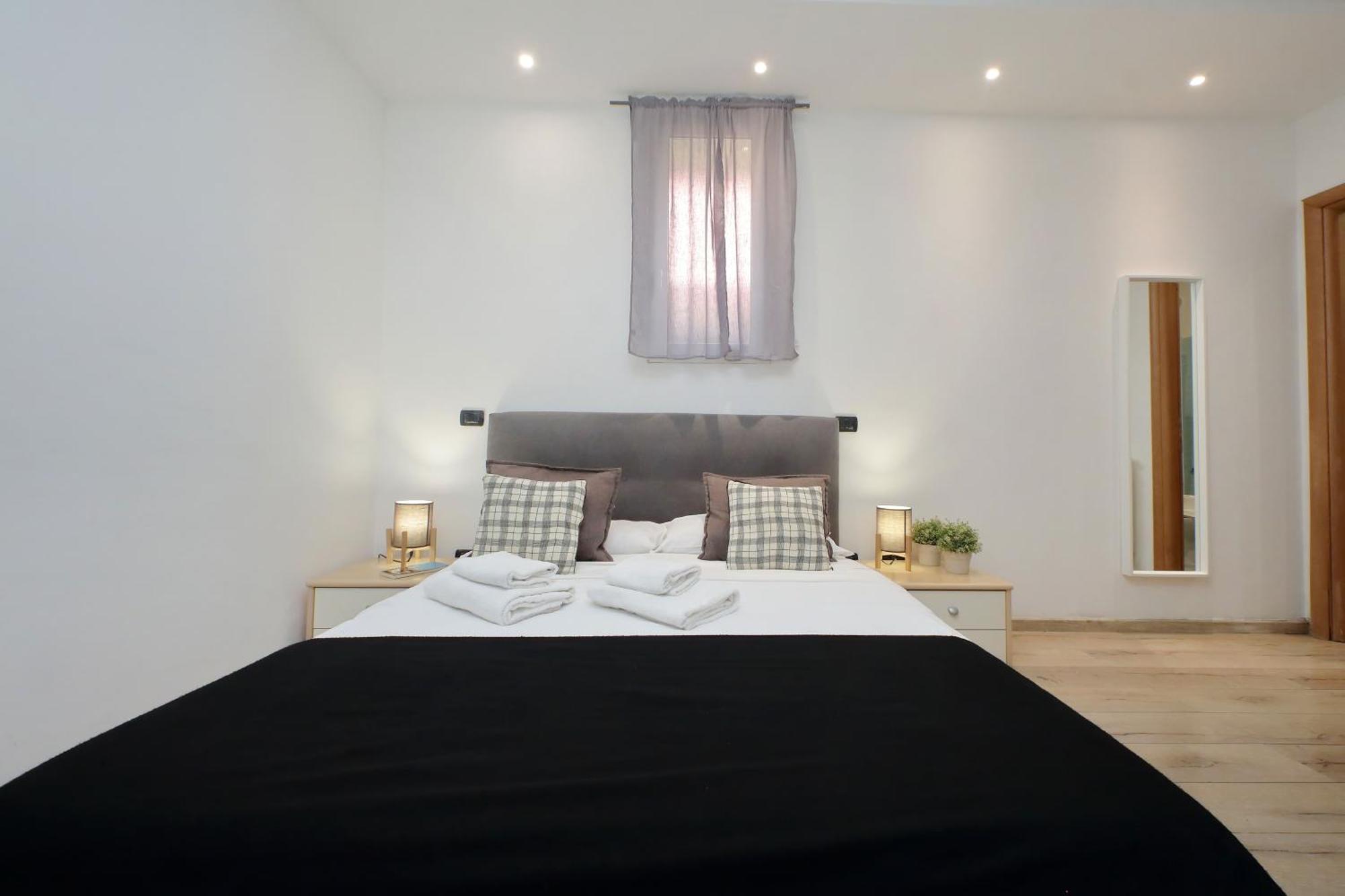 רומא Monte Del Gallo Apartment For Groups מראה חיצוני תמונה